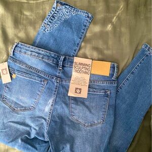 Anne Klein embroidered skinny ankle jeans